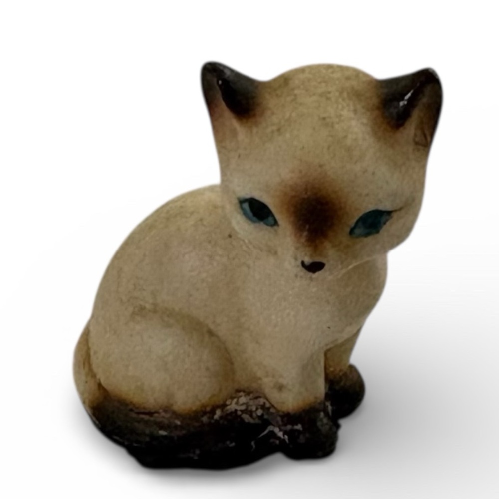 Vintage Siamese Cat Figurine Collectible Miniature Animal Figurine 1.5”